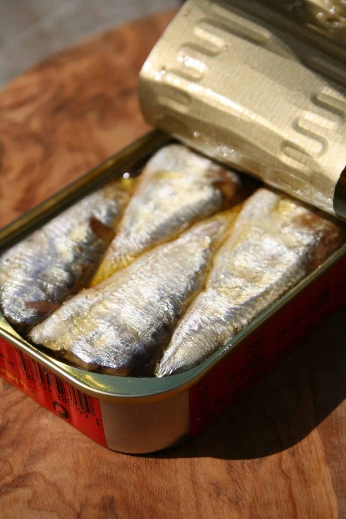 'Travel to Peru' sardines gift box